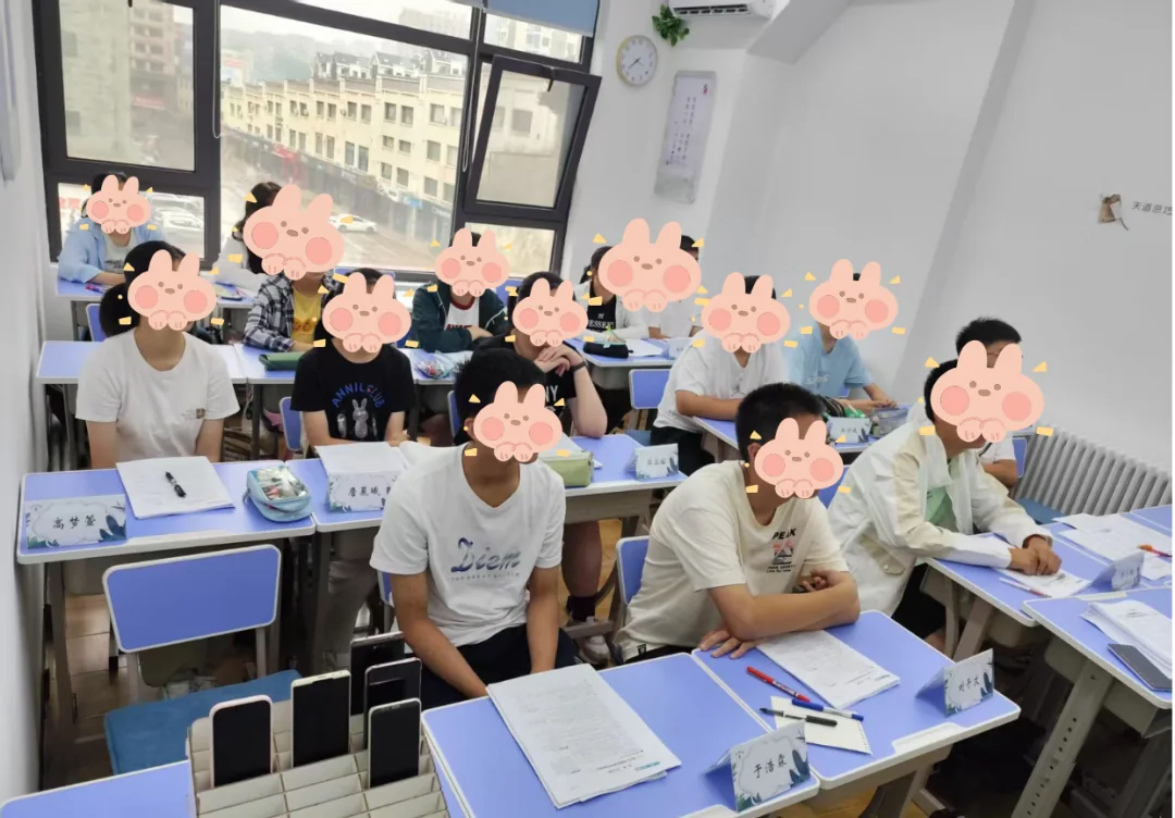 大连3—6人分层小组课相关教学环境